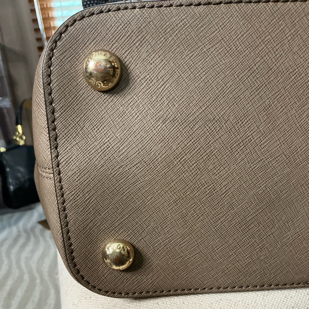 Michael Kors Jet Set Travel Saffiano Leather Tote - Picture 9 of 12